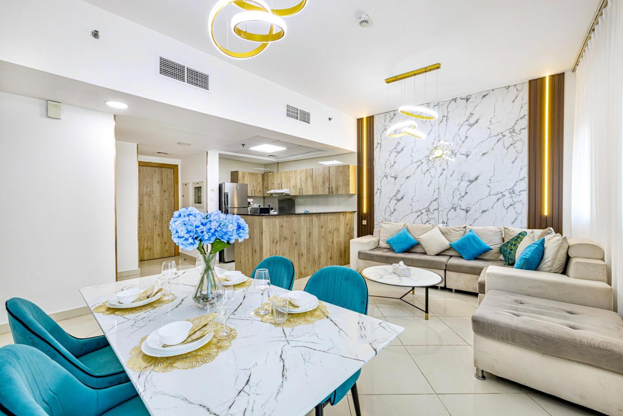 5 Star Serviced Apartment With Beach Access In The Heart Of Dubai Marina Free Welcome Gift Box Upon Arrival Екстер'єр фото